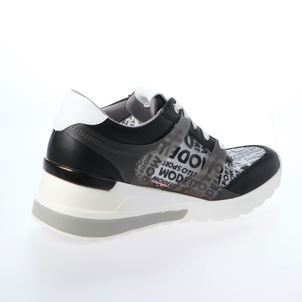 Seal限定商品 マドラス モデロ Madras Modello Dml102 Sale ヒールアップスニーカー ヒールアップで足長効果 ロゴプリントでスポーティー レディス 超目玉 Fcrtt Org