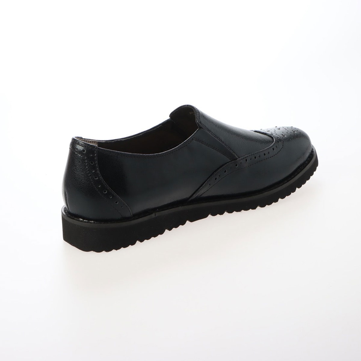 モデロ Modello 小さなスタッズ金具でおしゃれ度up カジュアルファッションにおすすめ マニッシュシューズ Dml5015 23 0 Black ウィメンズ Madras マドラス公式サイト オンラインショップ 靴メーカー直営公式通販