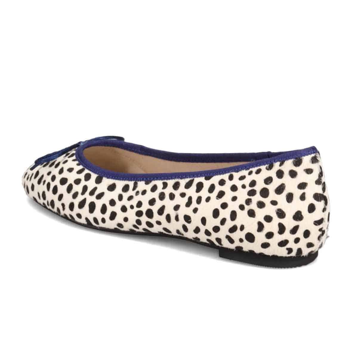 【撥水仕様】モデロ MODELLO 「Recovery Shiatsu Insole」搭載で指圧効果により血行を115％促進。 0.5ｃｍヒール バレエシューズ  DML8814R WHITE-PR 23.0