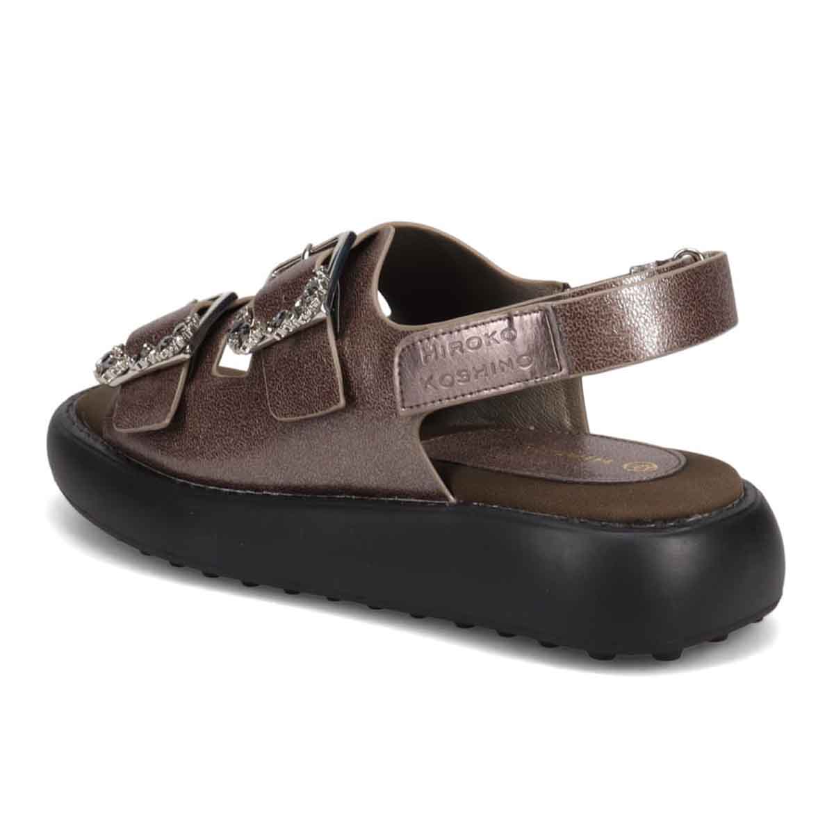 HIROKO KOSHINO 上品なバックル付き厚底サンダル　HKL8011 BRONZE M　(23.0～23.5)