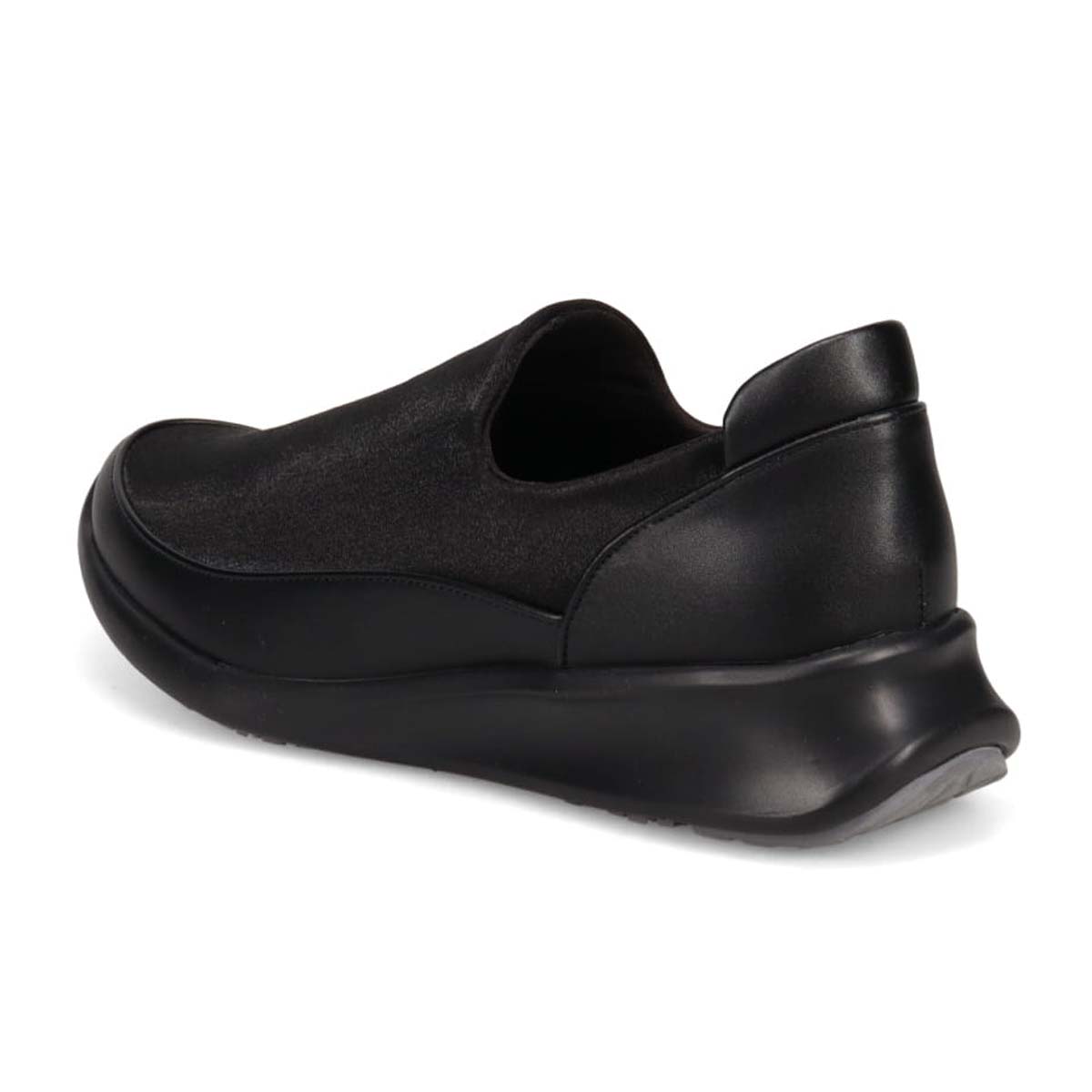 HIROKO KOSHINO FEMME　グラスファイバー入り寒冷地用ソールの上品なスリップオン　HRL2023 BLACK 23