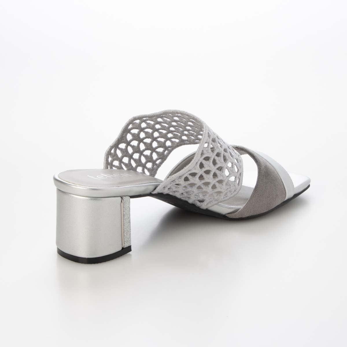 テーン tehen 大人の抜け感を演出する編み込みデザイン。歩きやすさと品格を兼ね備えた5cmヒール。ミュールサンダル　TN6711 SILVER 23.0