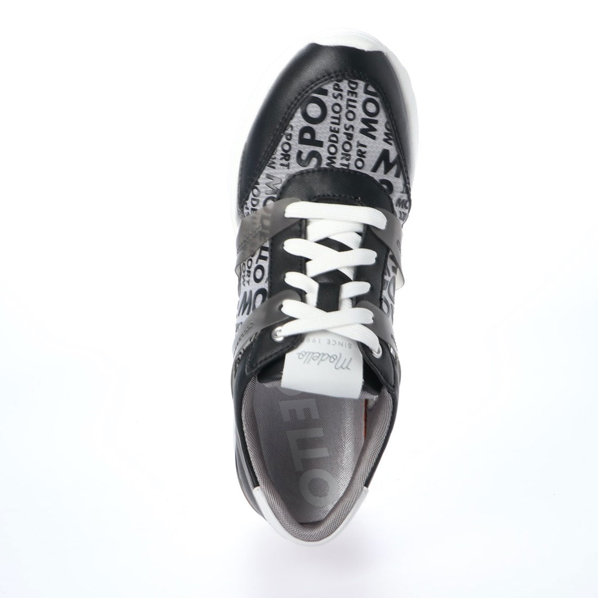 モデロ Modello ヒールアップで足長効果 ロゴプリントでスポーティー ヒールアップスニーカー Dml102 23 Black ウィメンズ Madras マドラス公式サイト オンラインショップ 靴メーカー直営公式通販