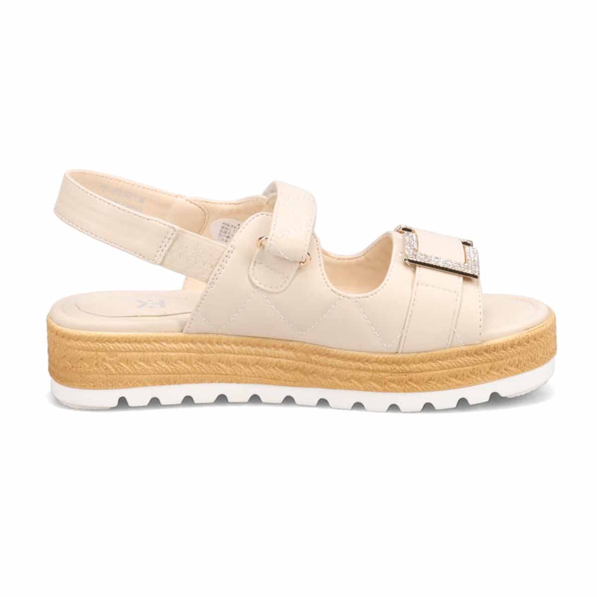 HIROKO KOSHINO FEMME モードなキルティングと輝くバックル。歩きやすさを兼ね備えたフットベッドサンダル　HRL6001 IVORY M　(23.0～23.5)