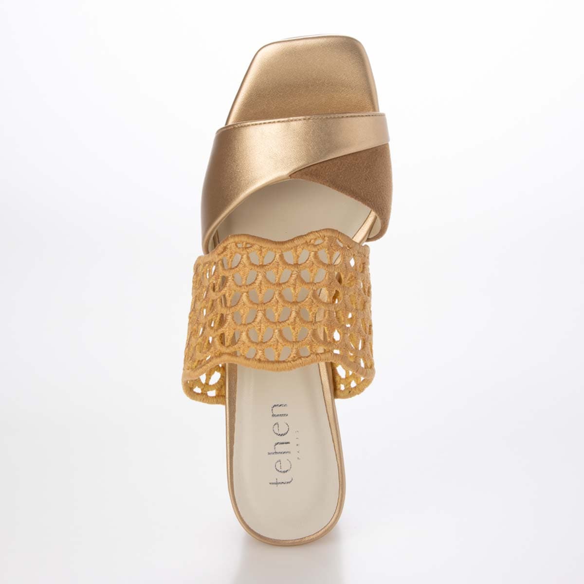 テーン tehen 大人の抜け感を演出する編み込みデザイン。歩きやすさと品格を兼ね備えた5cmヒール。ミュールサンダル　TN6711 BRONZE 23.0