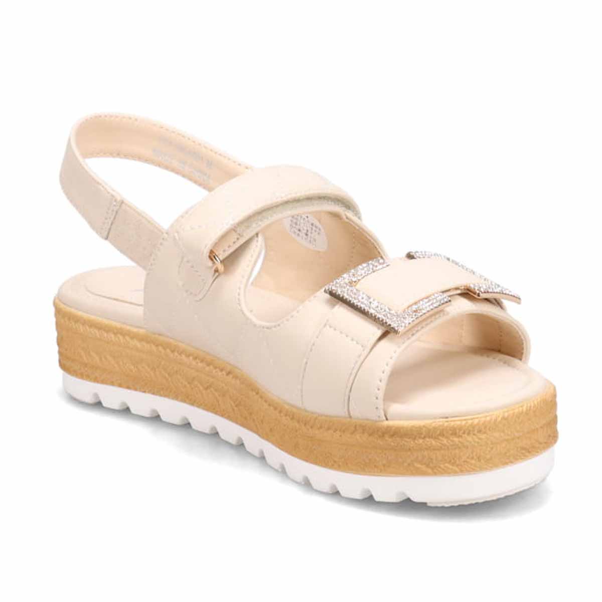 HIROKO KOSHINO FEMME モードなキルティングと輝くバックル。歩きやすさを兼ね備えたフットベッドサンダル　HRL6001 IVORY M　(23.0～23.5)