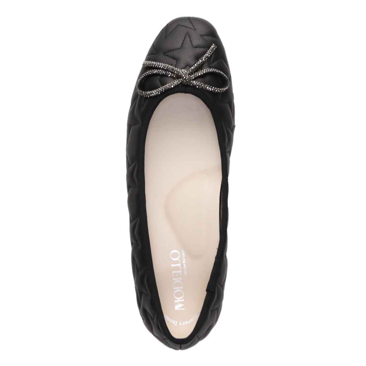 モデロ MODELLO 「Recovery Shiatsu Insole」搭載で指圧効果により血行を115％促進。【撥水仕様】 0.5ｃｍヒール バレエシューズ  DML8814R BLACK 23.0
