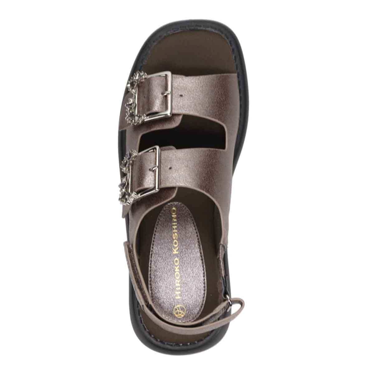 HIROKO KOSHINO 上品なバックル付き厚底サンダル　HKL8011 BRONZE M　(23.0～23.5)
