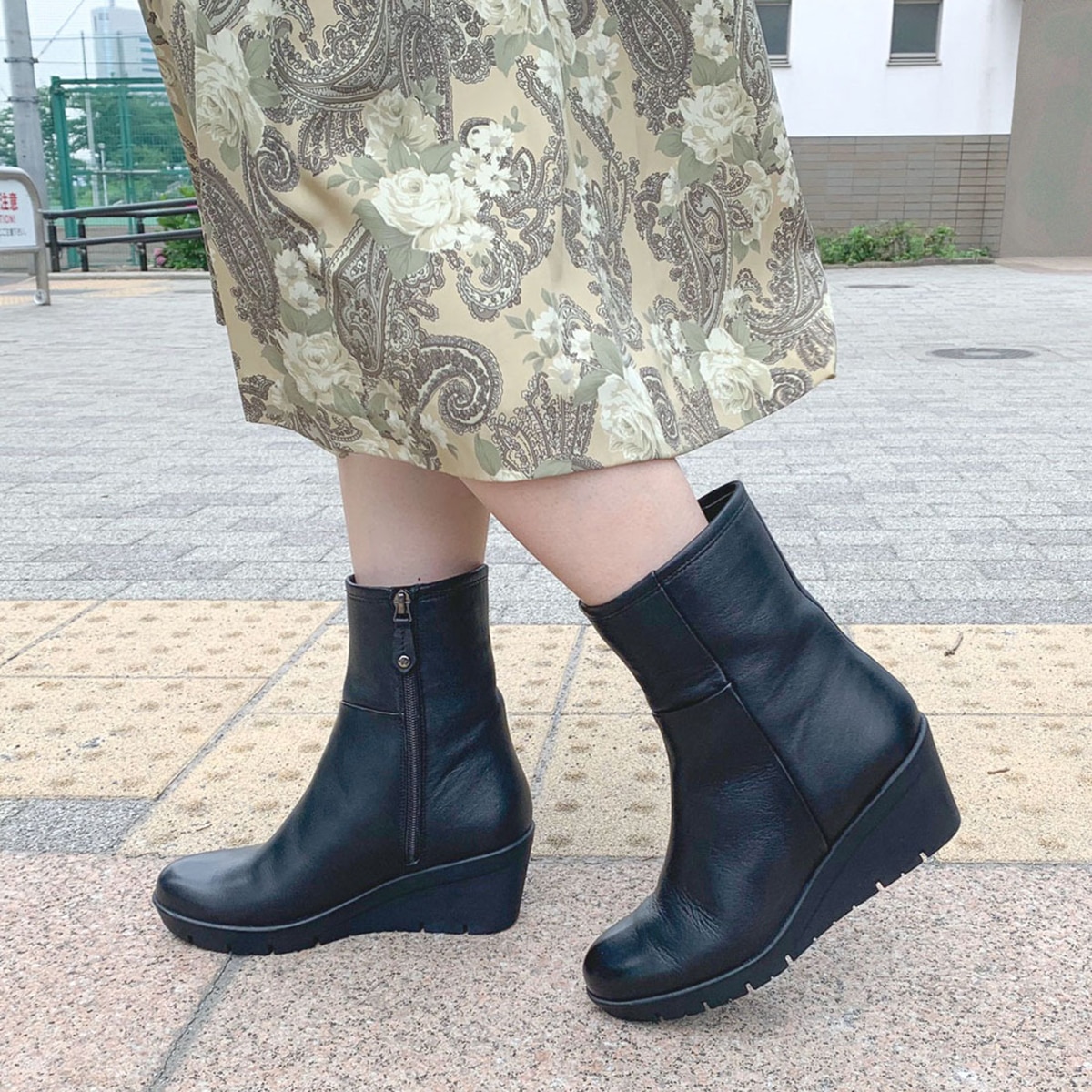 Carlo Rossetti たくさん歩ける カルロロセッティ ウェッジヒールブーツ Cr112 23 0 Brown ウィメンズ Madras マドラス公式サイト オンラインショップ 靴メーカー直営公式通販