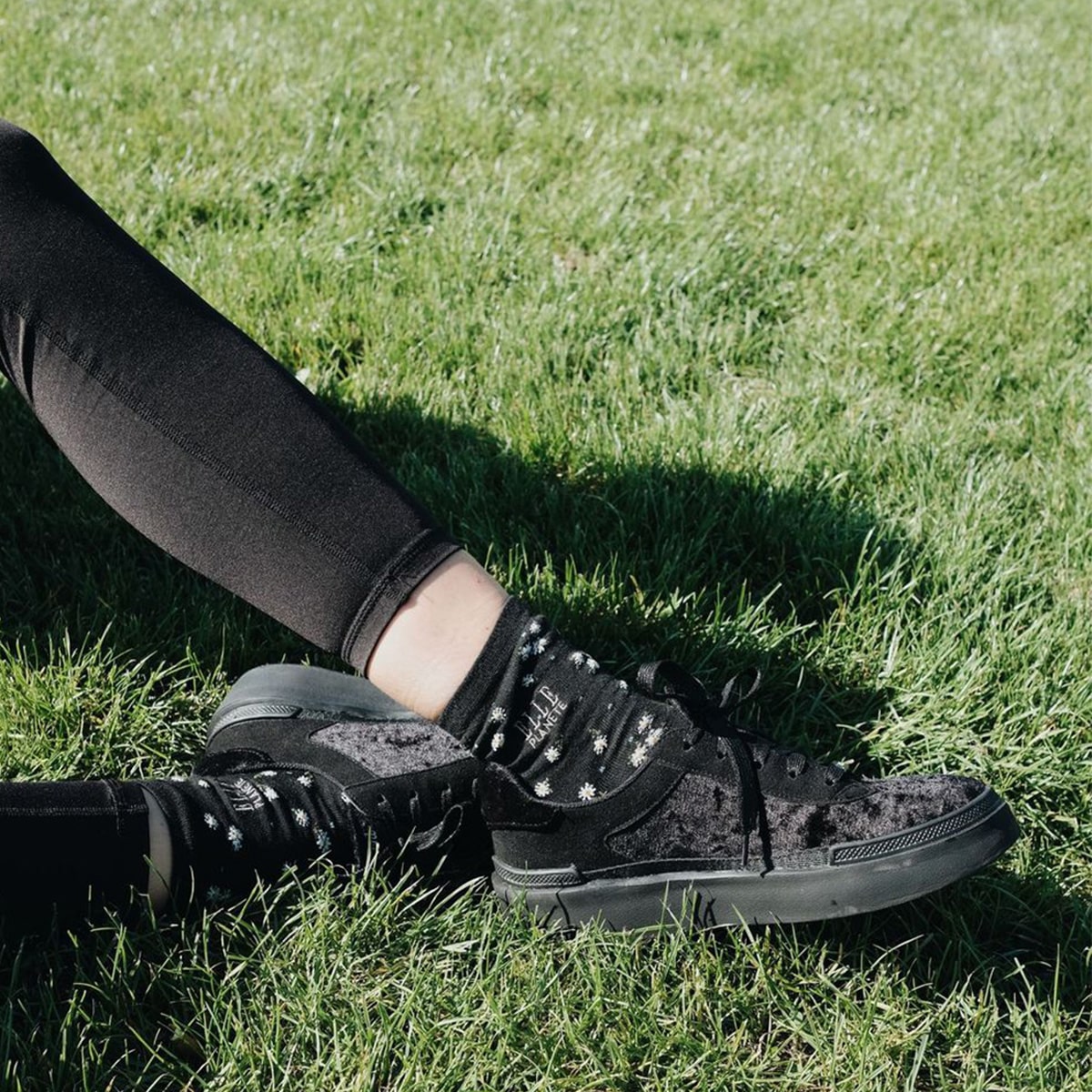 エル スポーツ Ellesport 軽量レースアップスニーカー Espa 23 Black Silky ウィメンズ Madras マドラス公式サイト オンラインショップ 靴メーカー直営公式通販