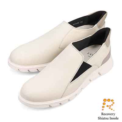 ランバンオンブルー LANVIN en Bleu 「Recovery Shiatsu Insole」搭載で指圧効果により血行を115％促進。 クイックフィットスリッポンカジュアルシューズ　86580R
