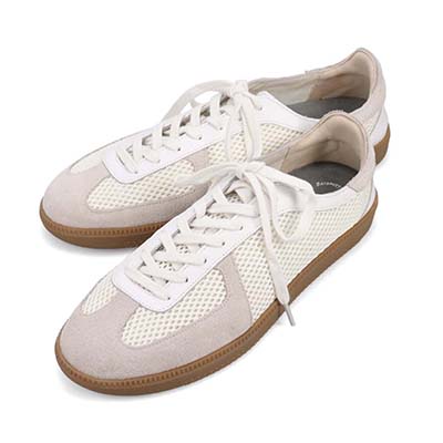 モデロ MODELLO 「リカバリーインソール」搭載で指圧効果により血行を115％促進。カジュアルスニーカー　DM11R