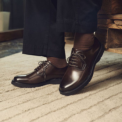 モデロ MODELLO COVEROSS Bee  外羽根プレーントウドレスシューズ　DM3411