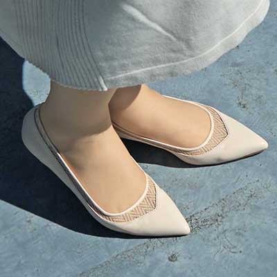 モデロ MODELLO ポインテッドトゥ・チュールパンプス  DML1923