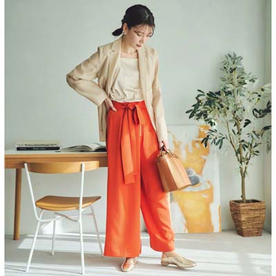 モデロ MODELLO 「リカバリーインソール」搭載で指圧効果により血行を115％促進。Recoveryスクエアパンプス　DML8827R