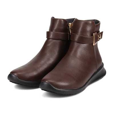 マドラスMODELLO★本革ショートブーツ★UK5★23.5★1回使用 マドラスMODELLO☆本革ショートブーツ☆UK5☆23.5☆1回使用