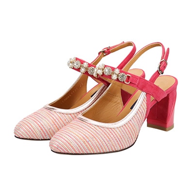 マドラス madras 眩い輝きのクリスタルを贅沢に使用した バックストラップパンプス MAL1120