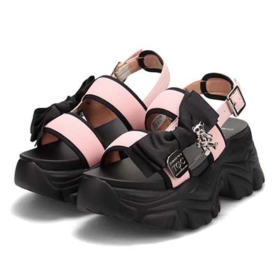 最旬トレンドで目立っちゃおう！マドラス madras TGC in あいち・なごや 2026 出演モデル着用シューズ　カジュアル厚底サンダル　MAL7584TGC