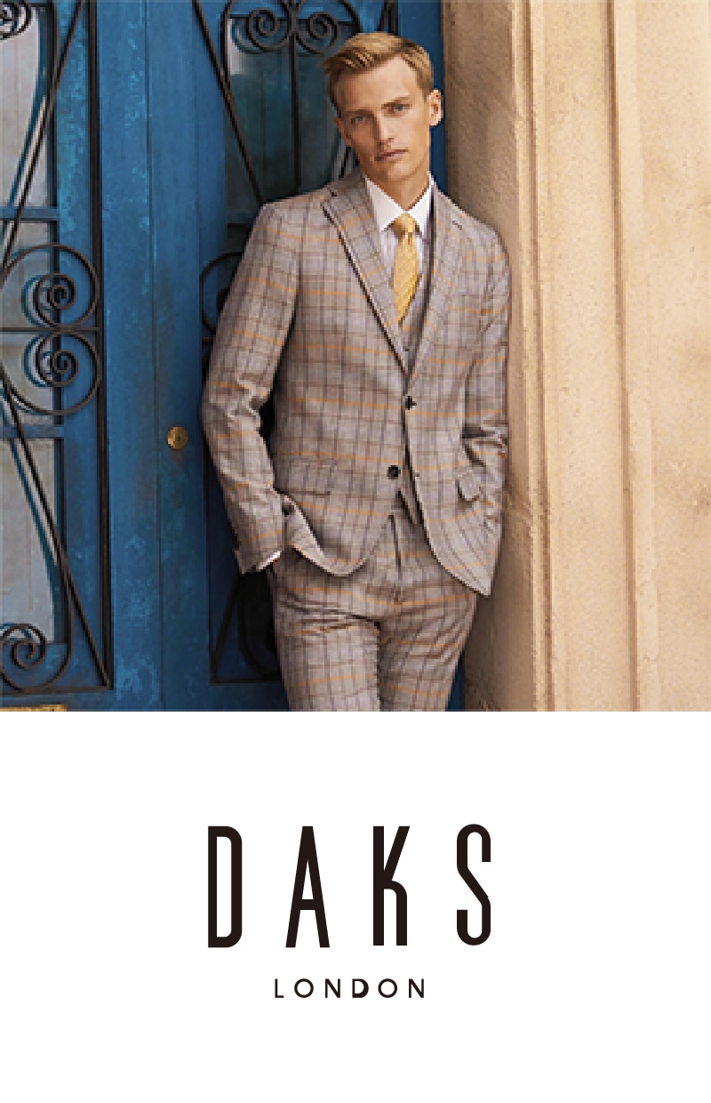 DAKS